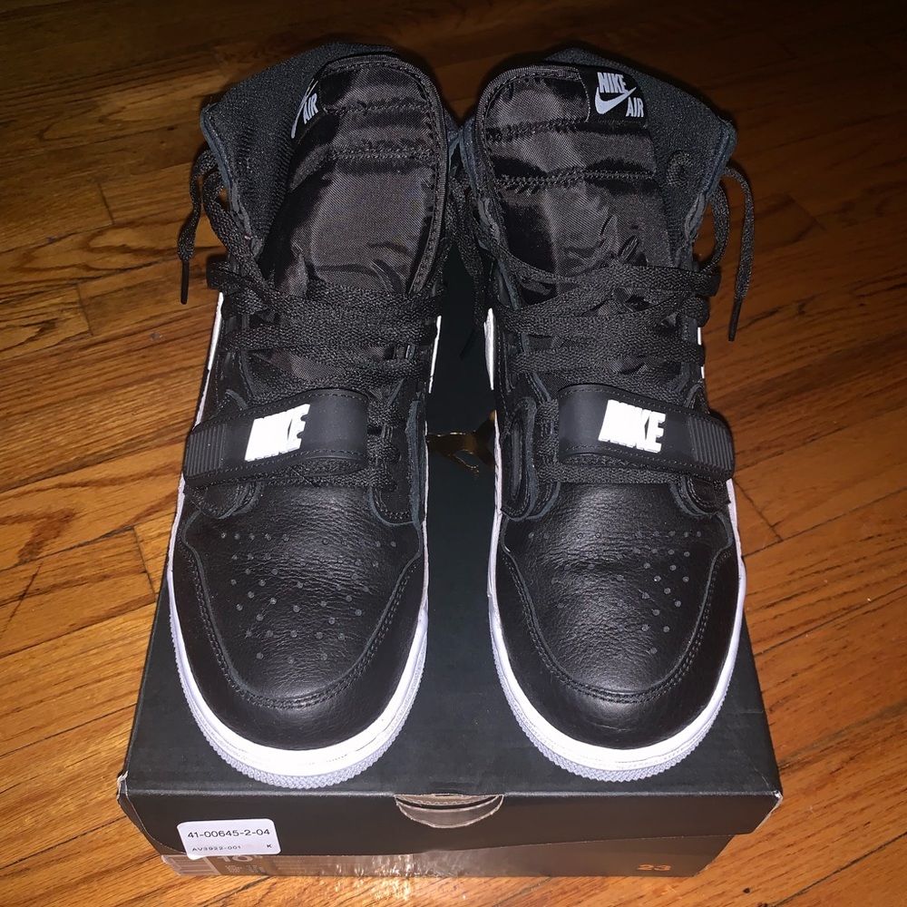AIR JORDAN LEGACY 312 (DON C) SIZE 10.5